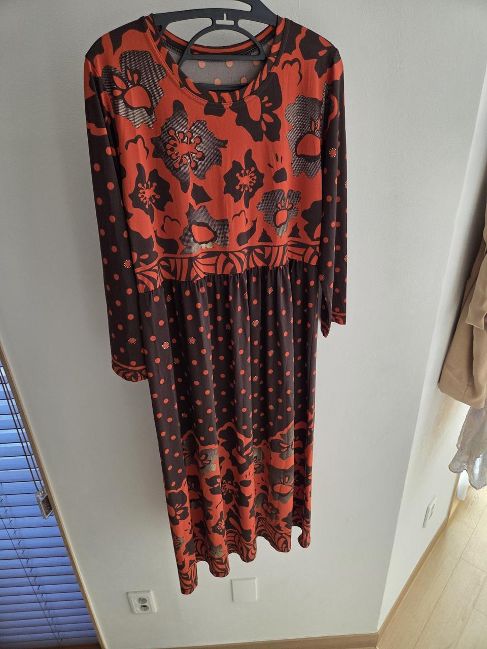 화려한 꽃패턴 롱원피스