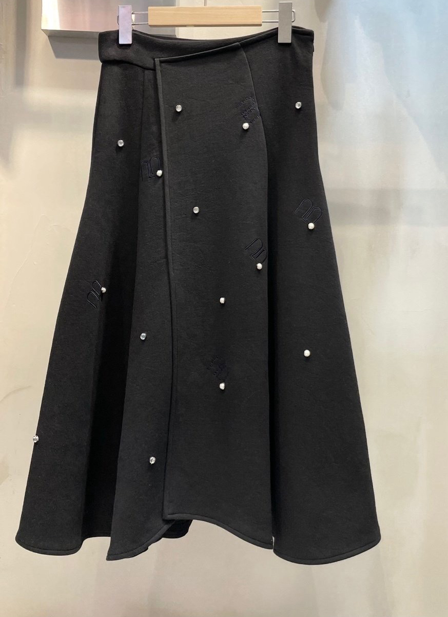 [새상품] 마인 펄 & 크리스탈 스커트 치마