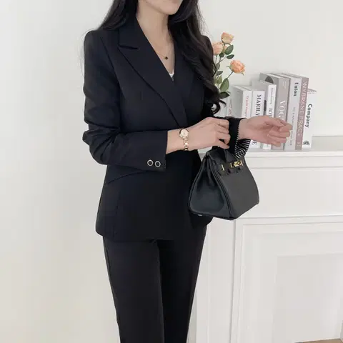 L 하이클래식 오피스 골드 원버튼 슬림핏 자켓