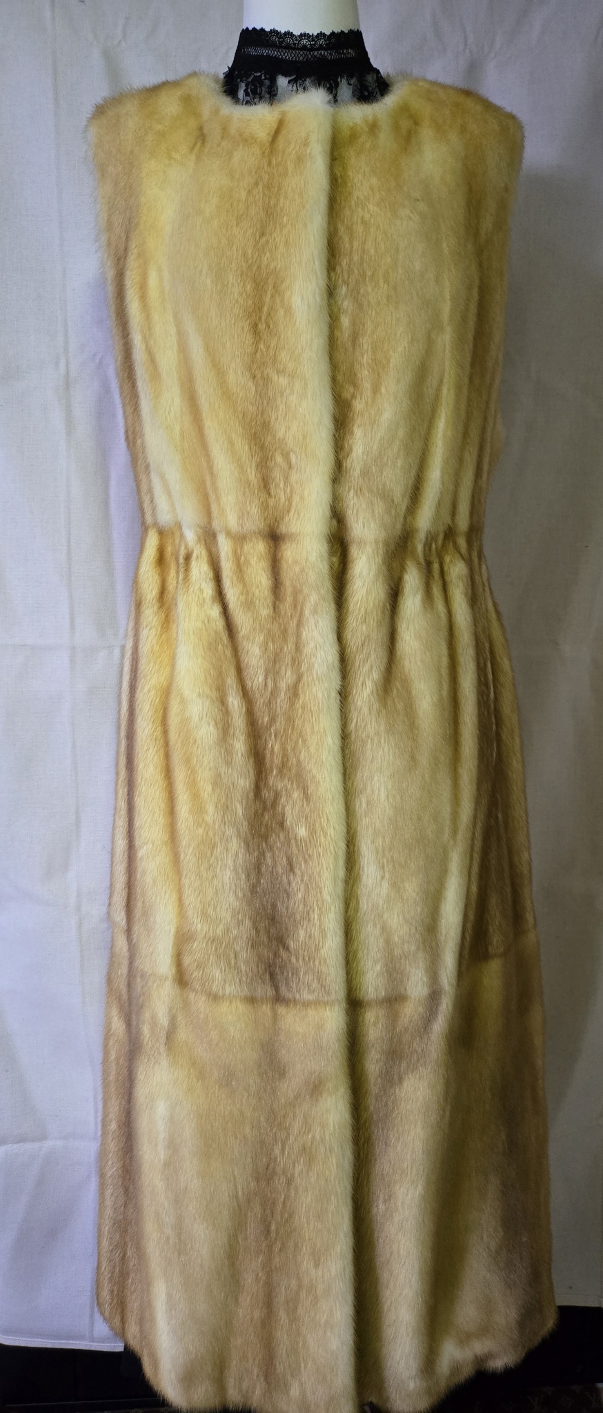 코펜하겐 FUR 플래티넘 휘메일 풀스킨 밍크 롱베스트