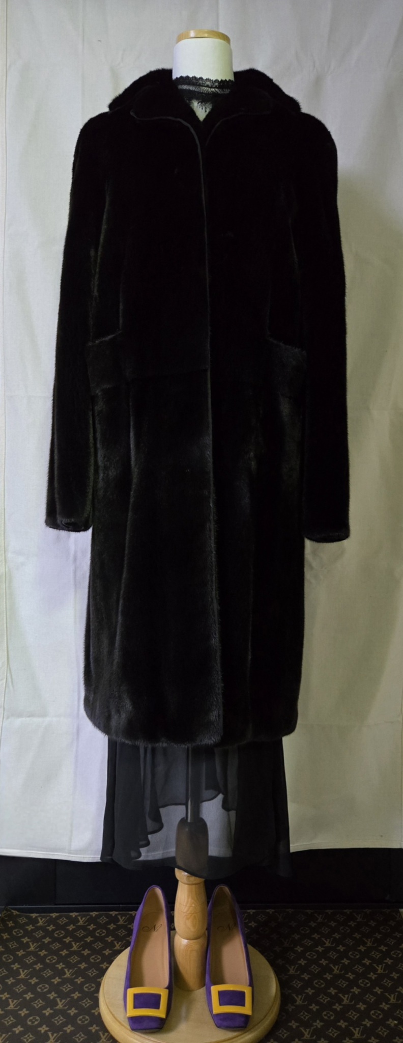 LaFiera 블랙그라마 풀스킨 롱 밍크 코트(55~66)