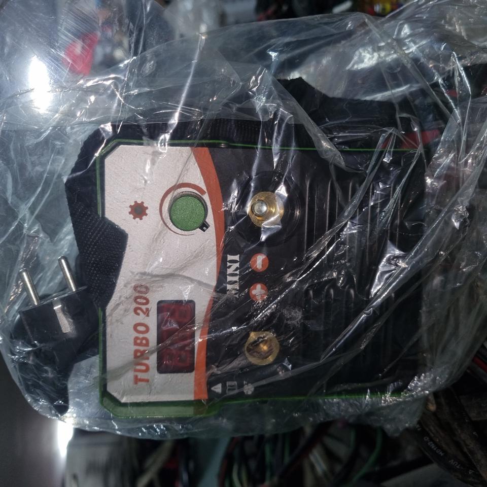 미사용 세다 터보 아크용접기 200A 9만원