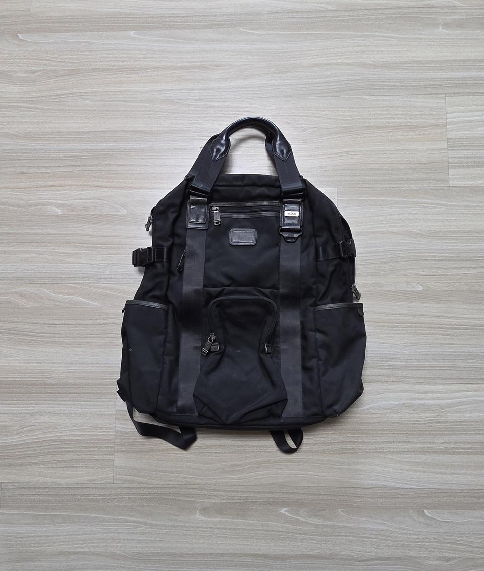 투미 블랙 백팩