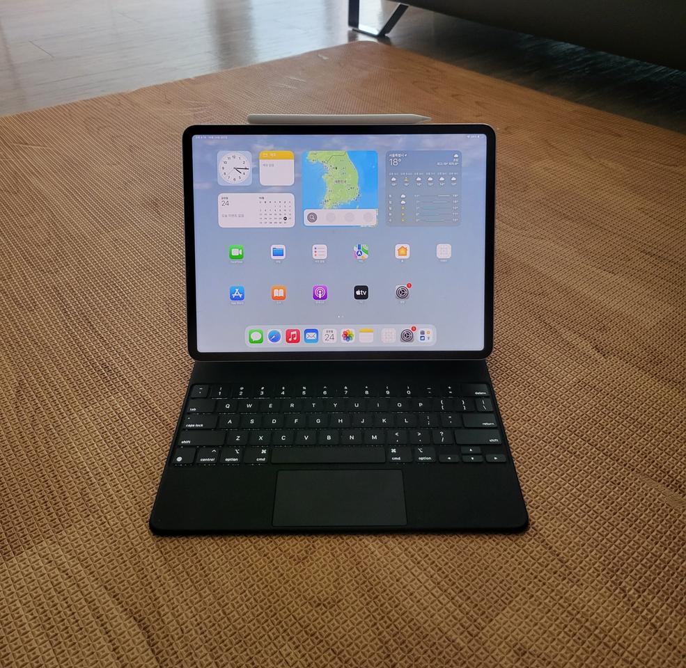 iPadPro 6세대 12.9인치 1T+매직키보드+애플펜슬
