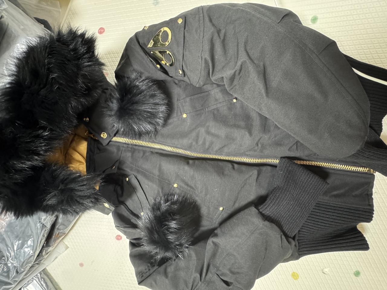 [무스너클] 2회착용 / 패딩 / S (약 44~55)