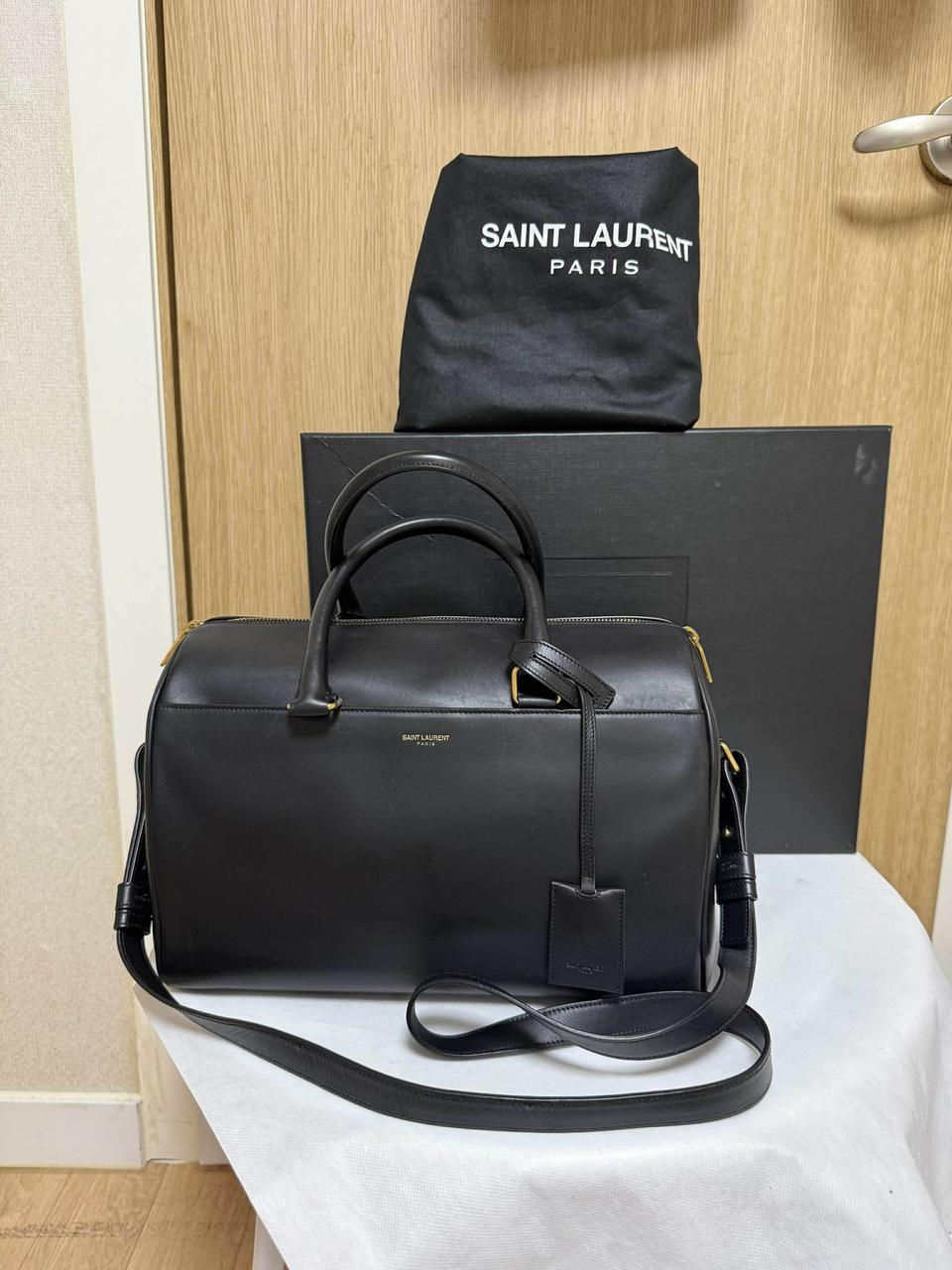 정품 100% --  생로랑 더플백 블랙 크로스백