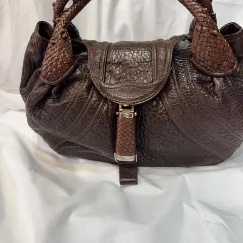 펜디 스파이백 토트백