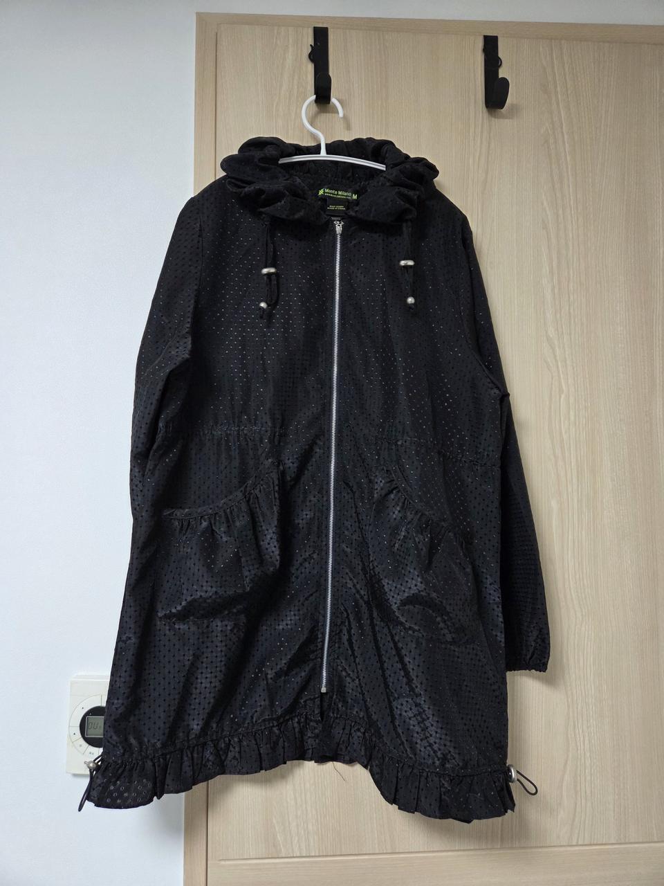 몬테밀라노 블랙 후드 자켓