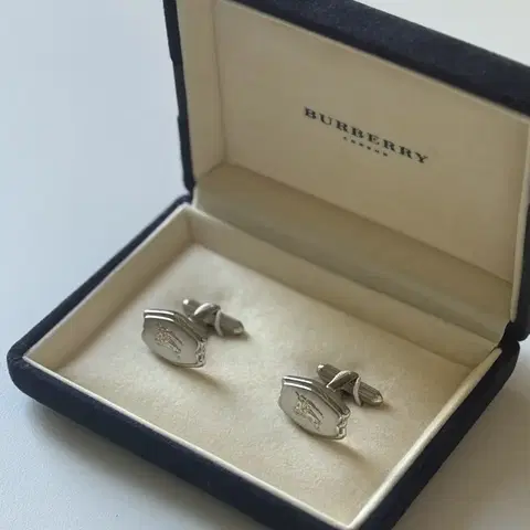 버버리 커프스