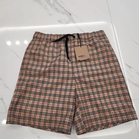 버버리 체크 반바지 14Y택새상품