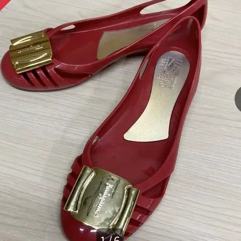 [명품 페라가모] 버뮤다레드 젤리슈즈 5(225~230)컨디션 상 최종가