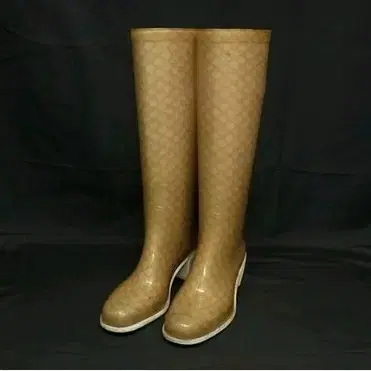 [명품 셀린느] 휘귀템 마카담 레인부츠 36(상급)