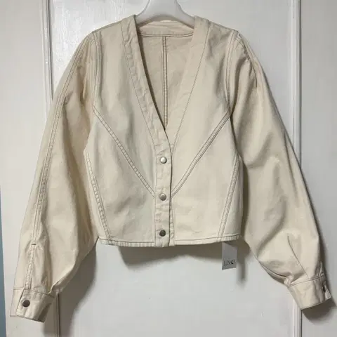 루나룸 다우어 크림베이지 제작자켓 새상품