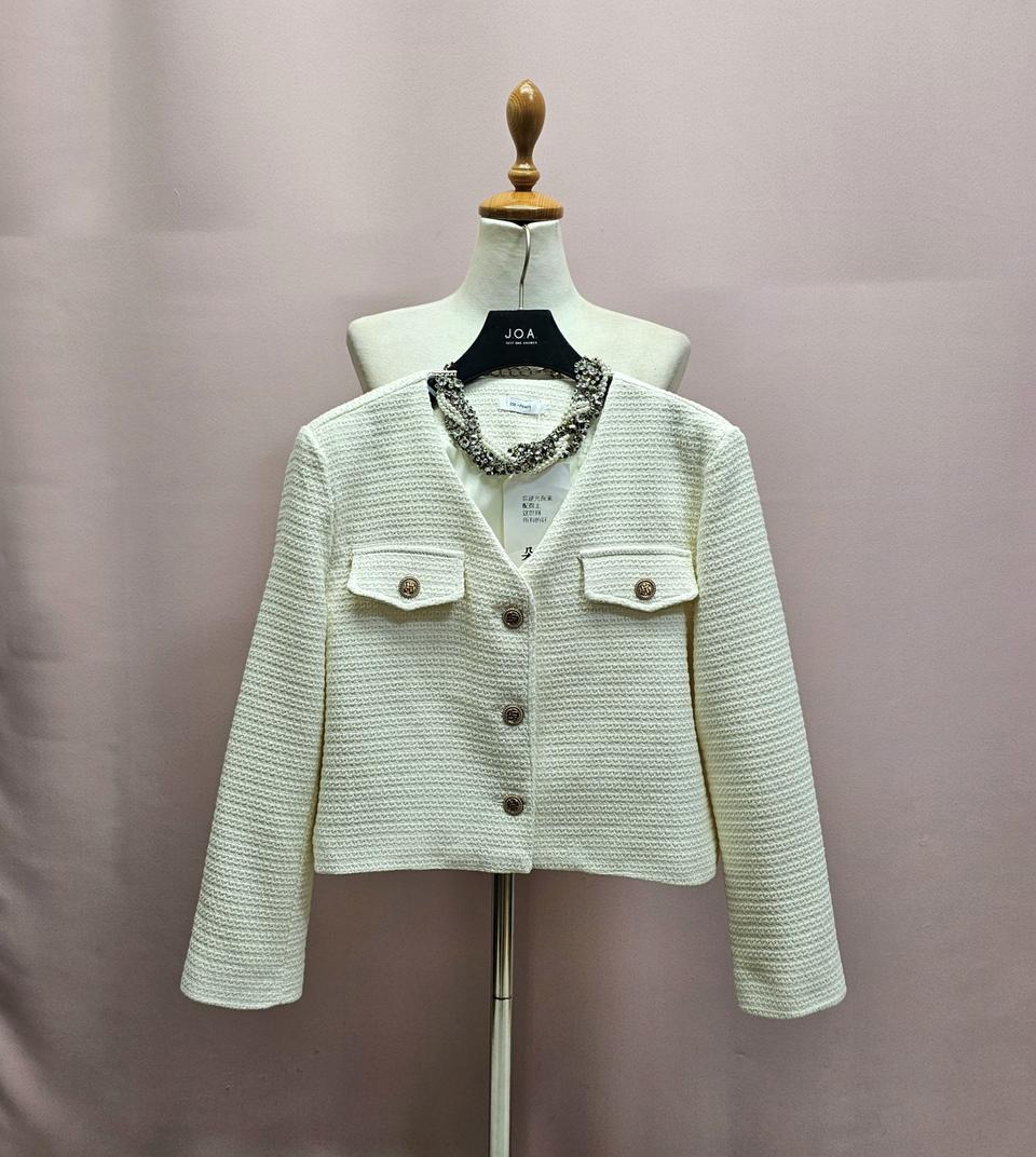 (새상품) 브이넥 금장 트위드 자켓