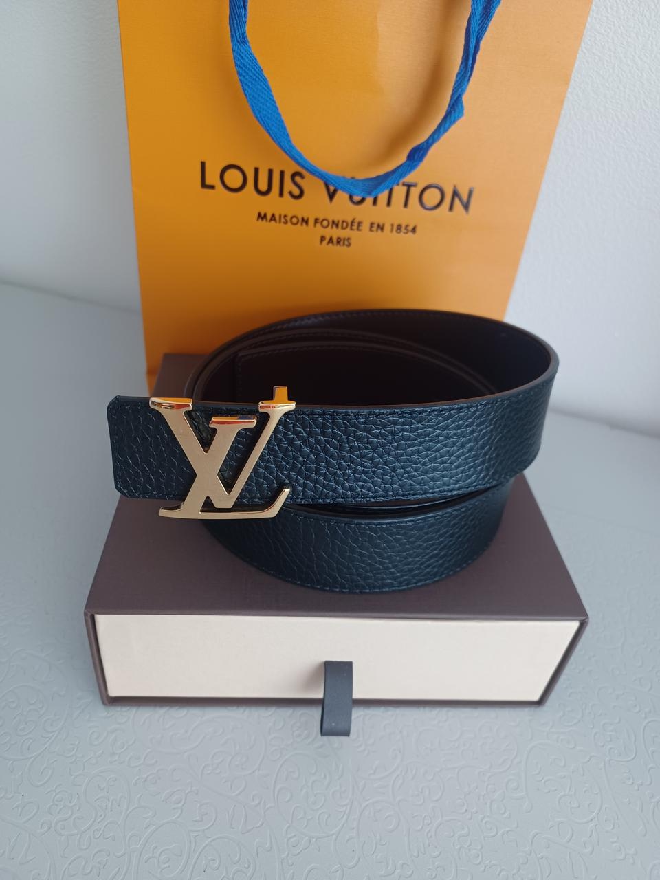 루이비통 금장 남성벨트 95