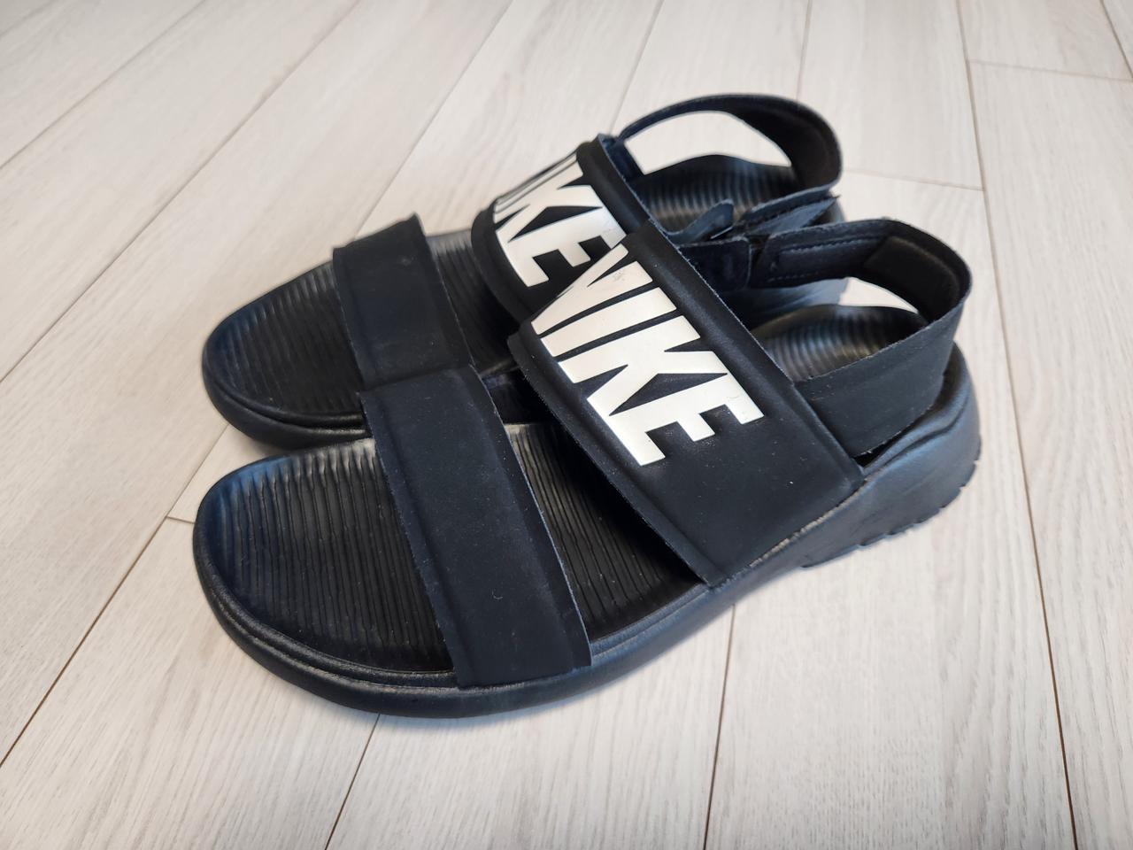 나이키 탄준 샌들 240(새거처럼깨끗)오염 하자없이 깨끗해요^^세