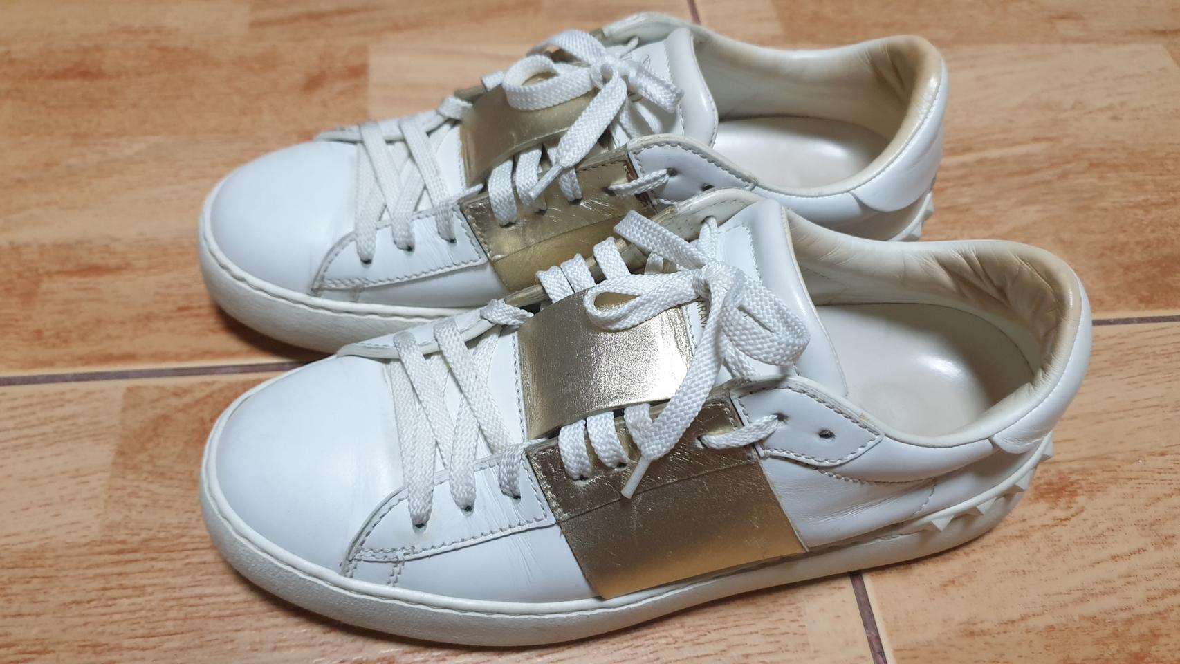 정품 발렌티노 히든 37 (240추천)