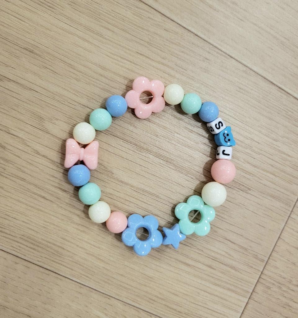 연말할인>새상품>파스텔 꽃 비즈 팔찌