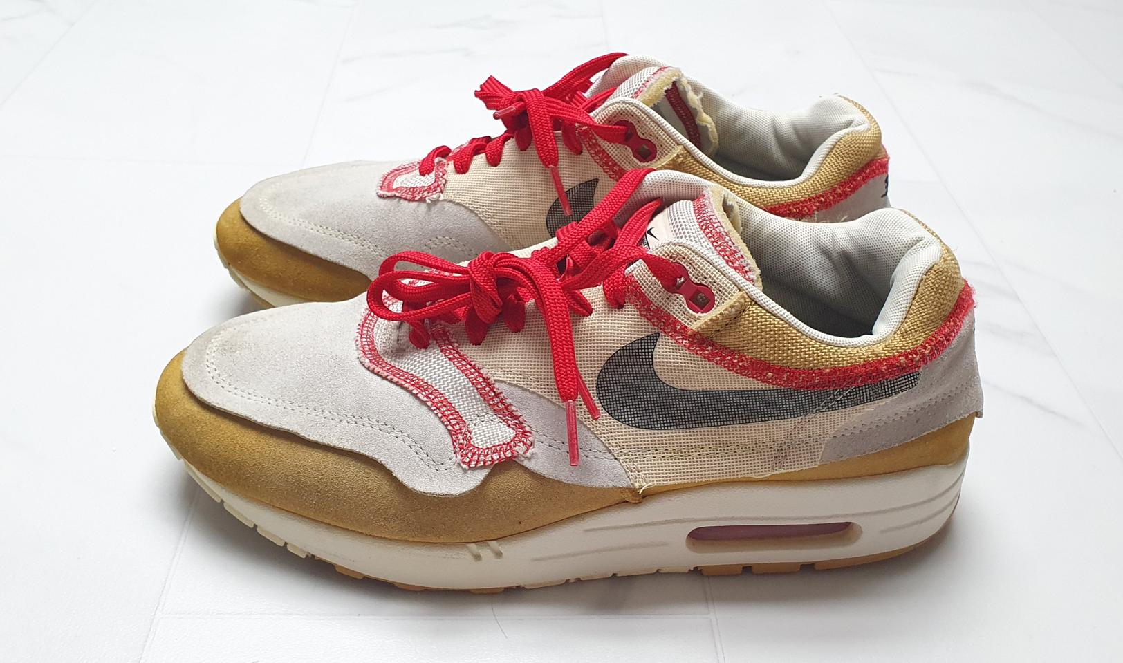 나이키 에어맥스 인사이드아웃 골드블랙 275