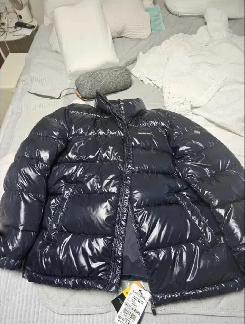 몽벨 신클라우드 헤비유광패딩 파카