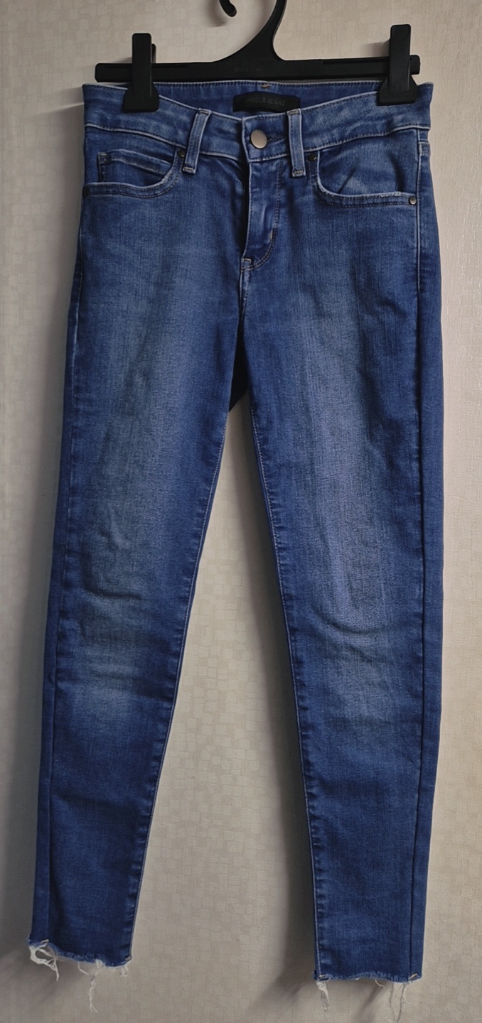 유니클로 테이퍼드 스키니진