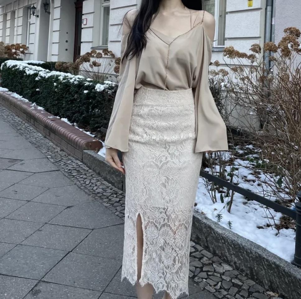 레이스 하이웨스트 스커트