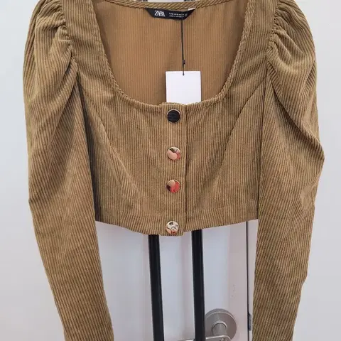 자라 코듀로이 크롭 블라우스 S사이즈