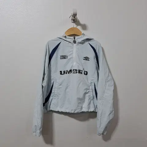 엄브로 여성 오버핏 크롭아노락 85xs