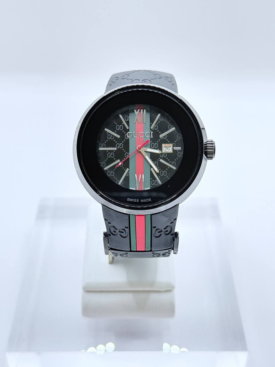 구찌 클래식 워치 블랙다이얼 재펜 쿼츠