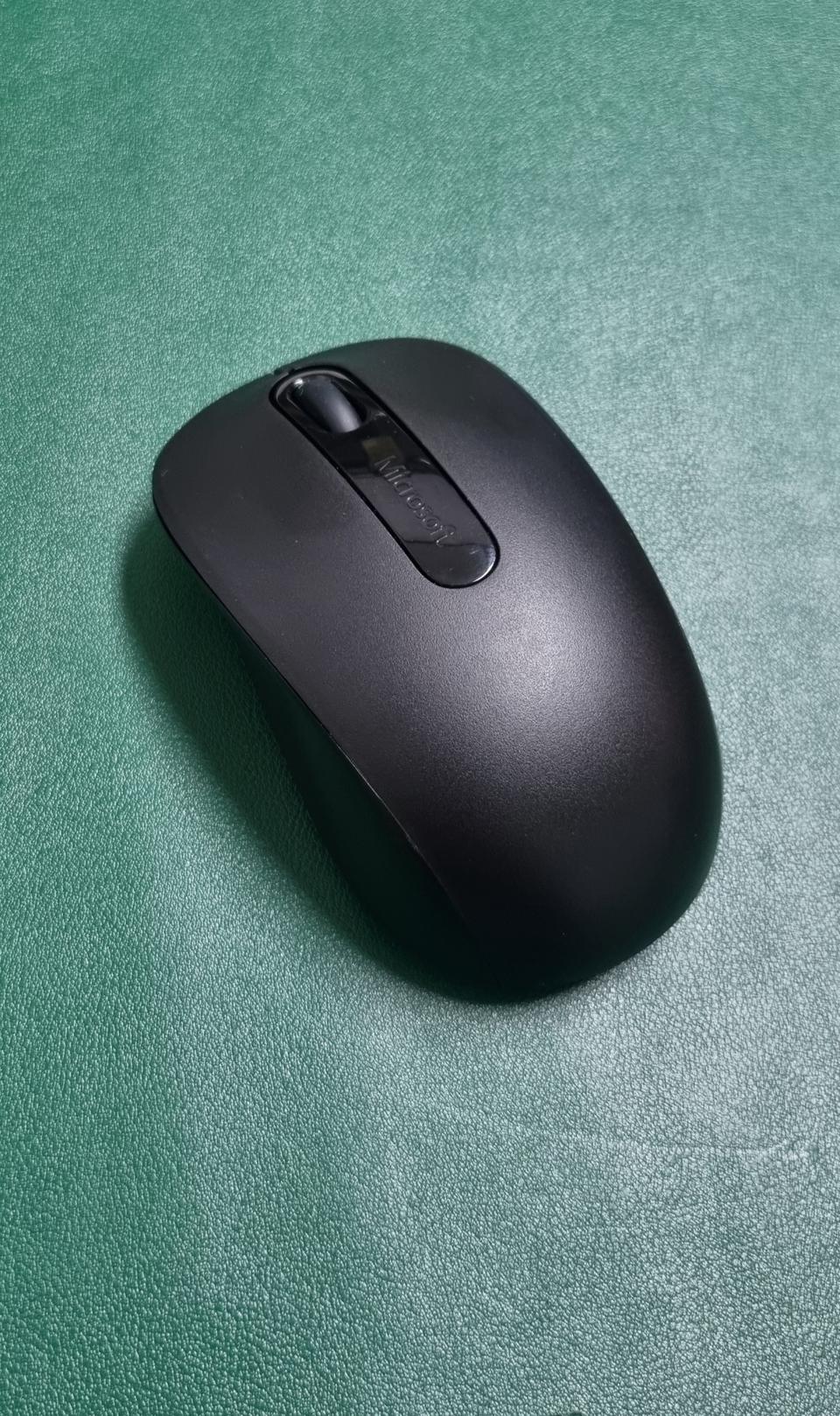마이크로소프트 무선 마우스 모델명 1737 블랙 손큰사람적합