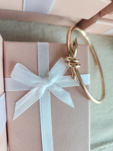 18k핑크골드팔찌