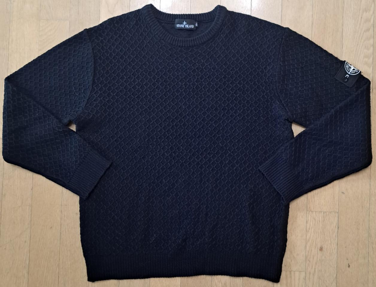 스톤아일랜드 벌집니트 100