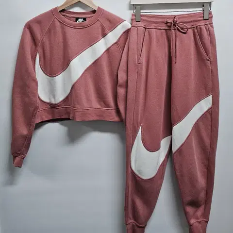 나이키 여성 빅스우시 기모셋업 55사이즈