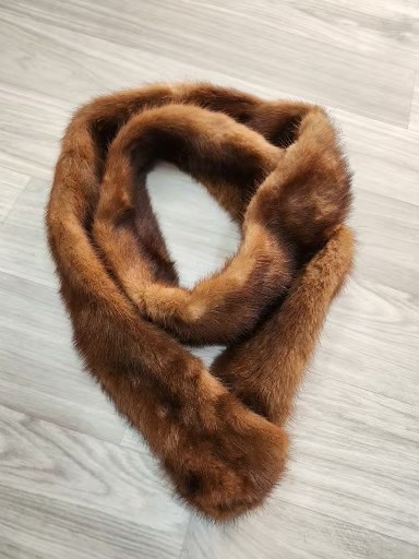 밍크목도리143×8 상태최상 자석단추마감 택포24000