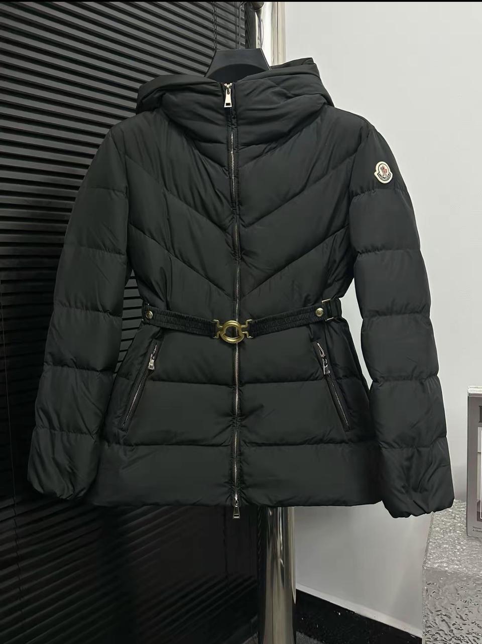 몽클레어 여성패딩