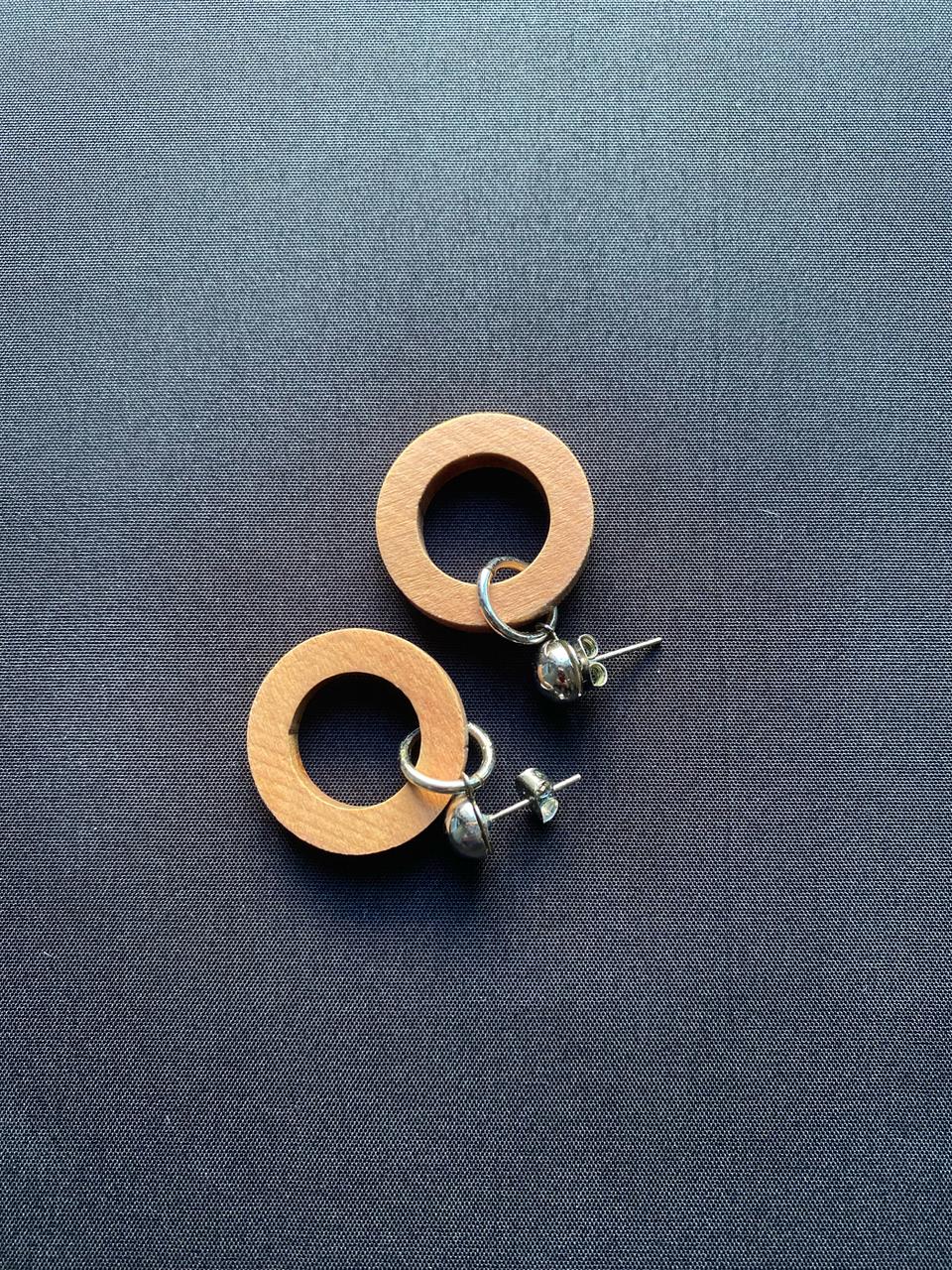 우드 링귀걸이