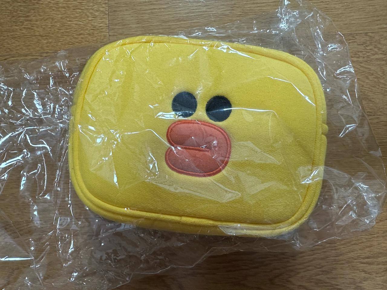 라인 캐릭터 샐리 파우치