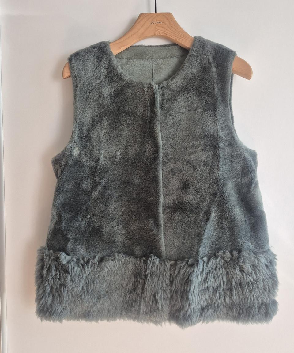 베라왕 양모베스트