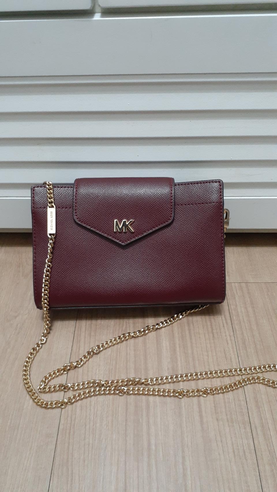 마이클코어스 체인 크로스백