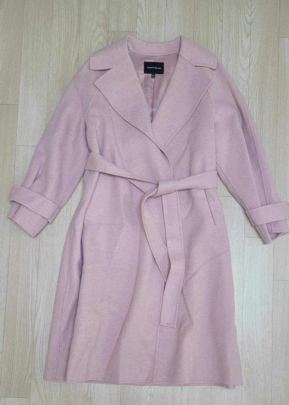 플라스틱 아일랜드핑크롱코트