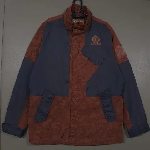 L) 블랙야크 U 프로 컴포트 지퍼 포켓 바람막이 마운틴 자켓 고프코어