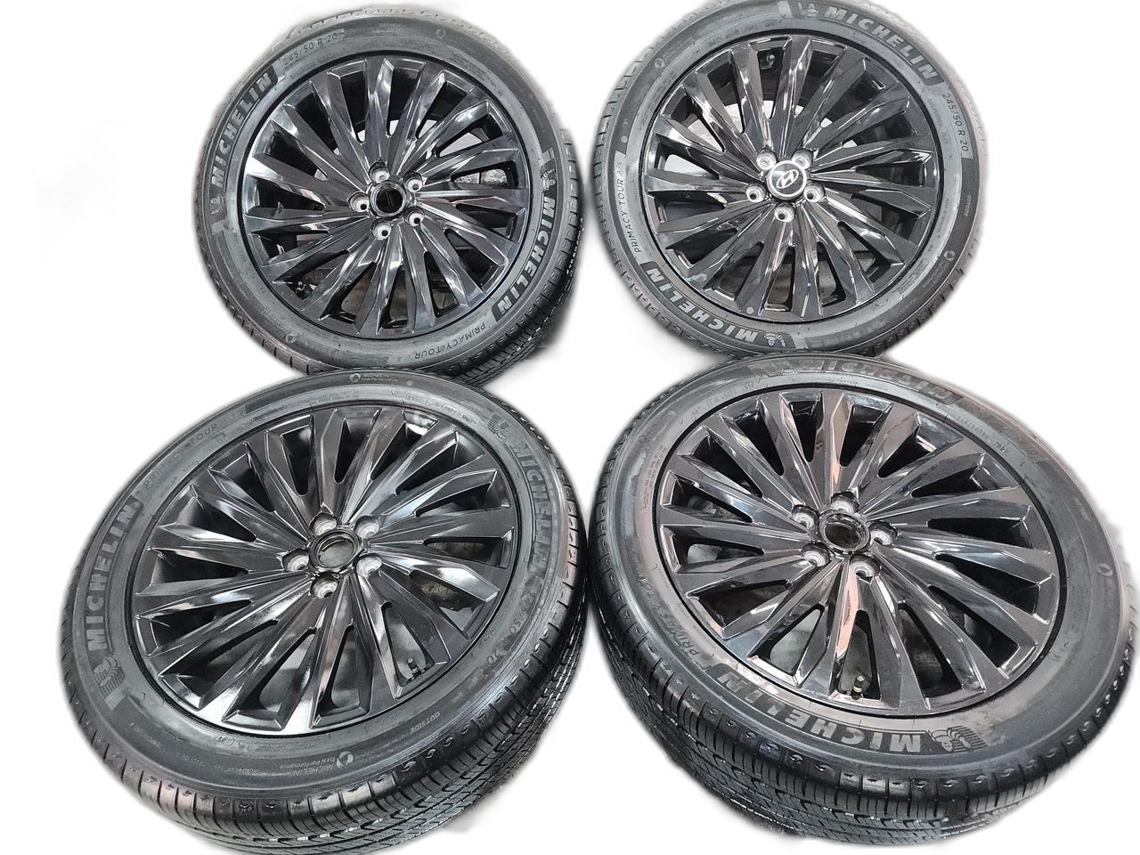 팰리세이드 캘리그라피 블랙유광 20인치 휠+타이어