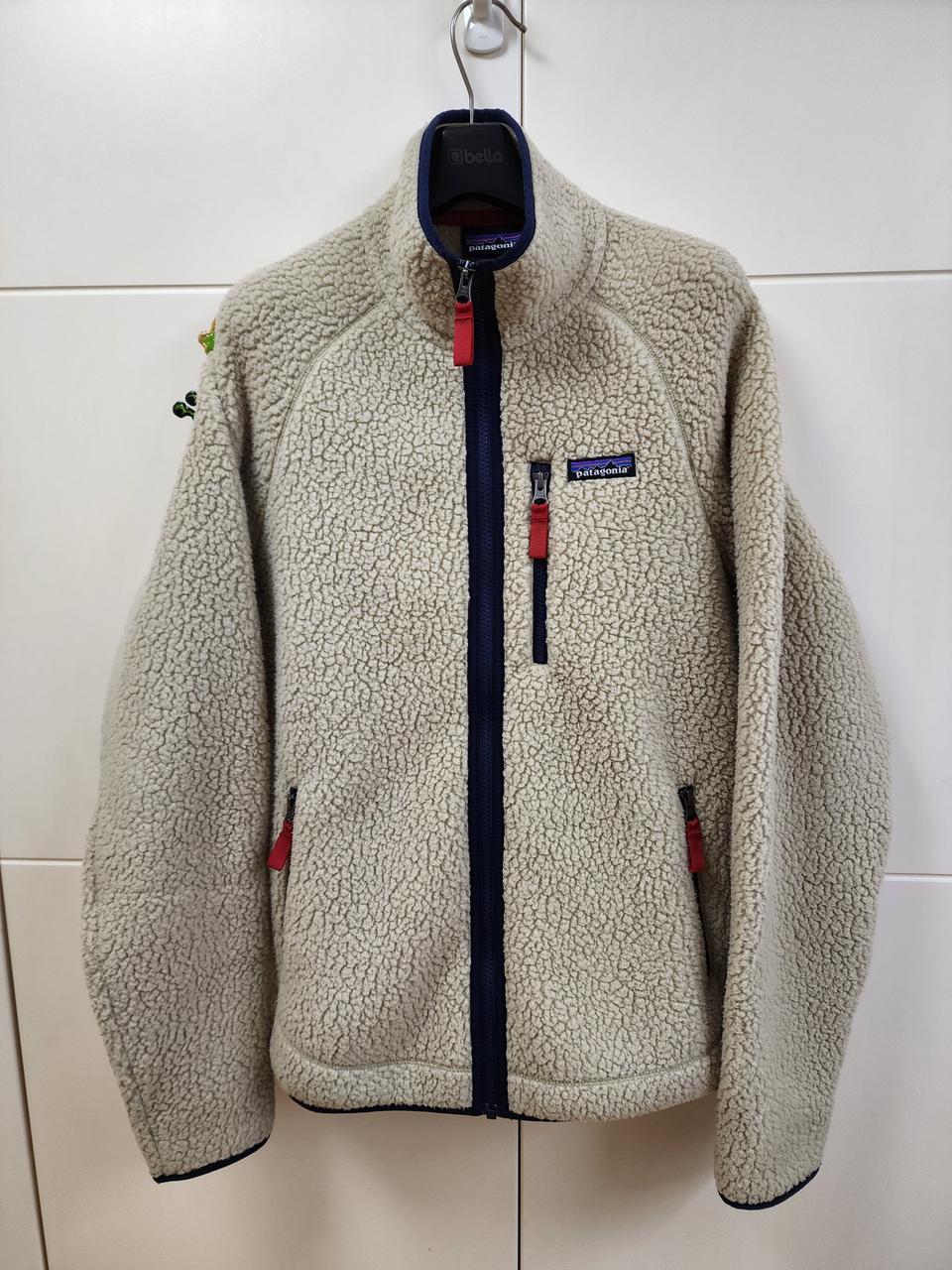 파타고니아 레트로 파일 플리스 자켓 판매합니다.