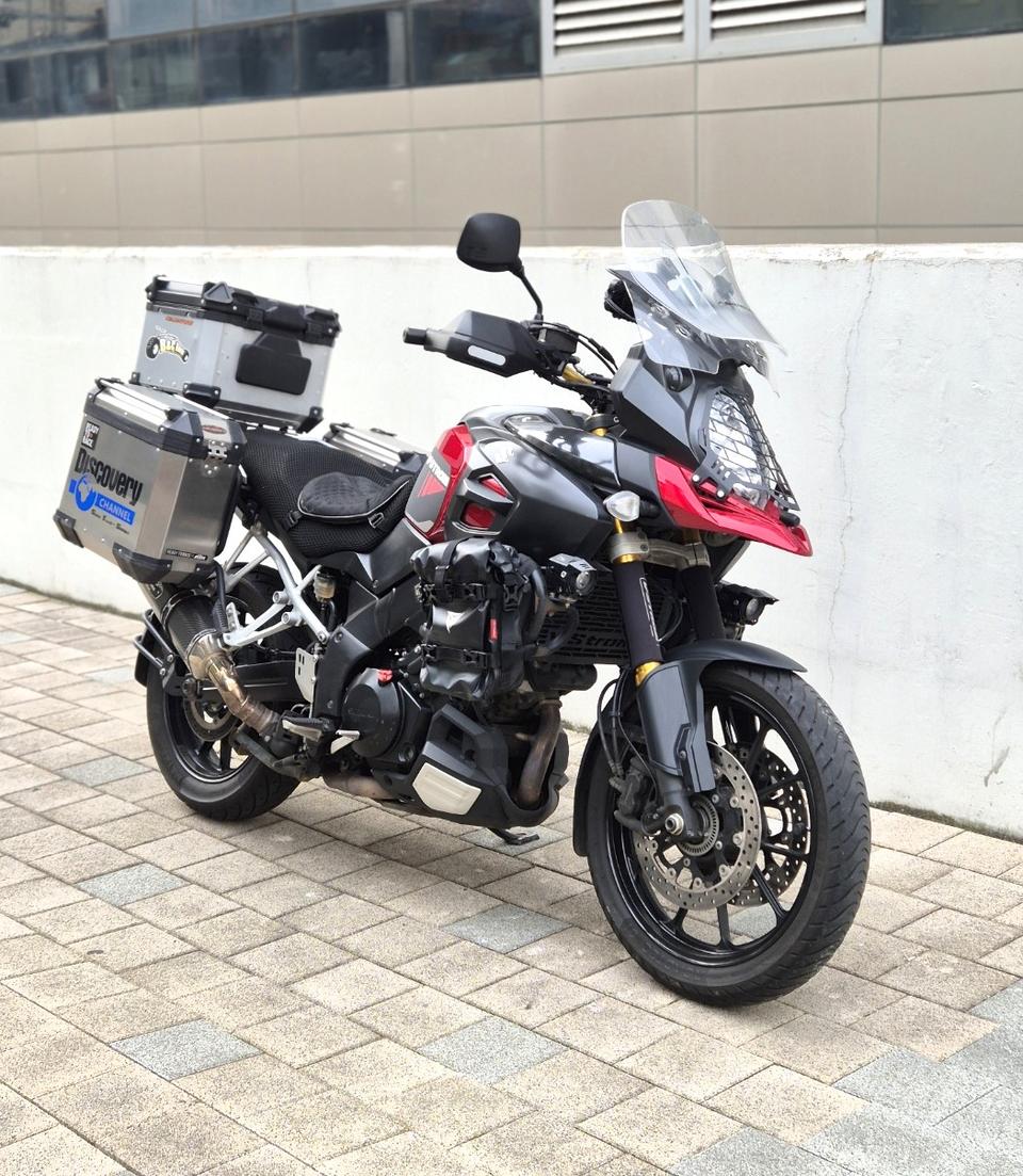 2016년식 브이스트롬 1000 ABS 판매합니다.