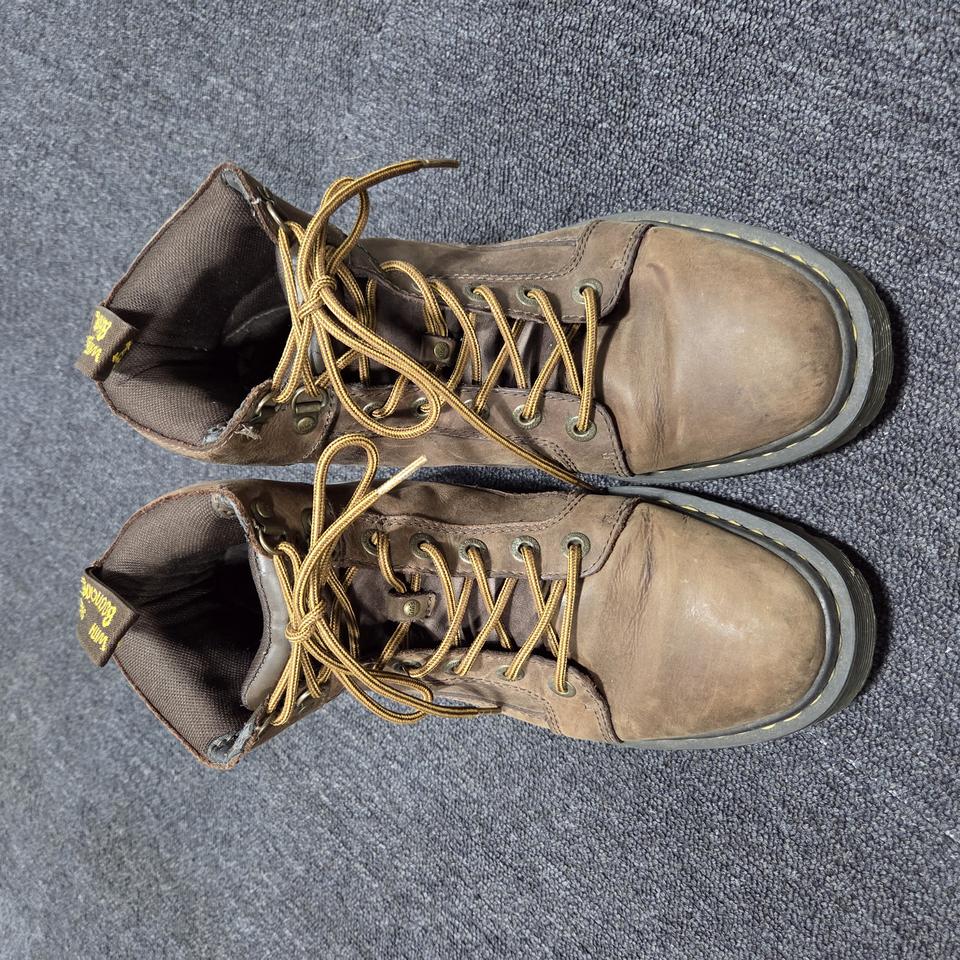 닥터마틴 브라운 내슈빌 부츠 UK7 25103021