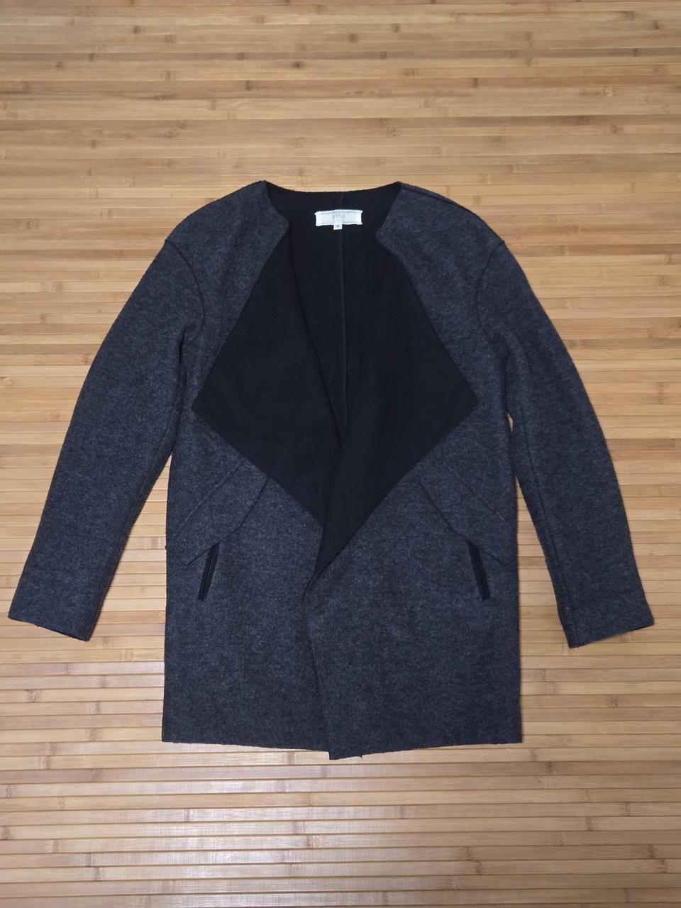 아떼바네사브루노 오픈 코트