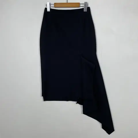 발렌시아가 언발란스 스커트 블랙