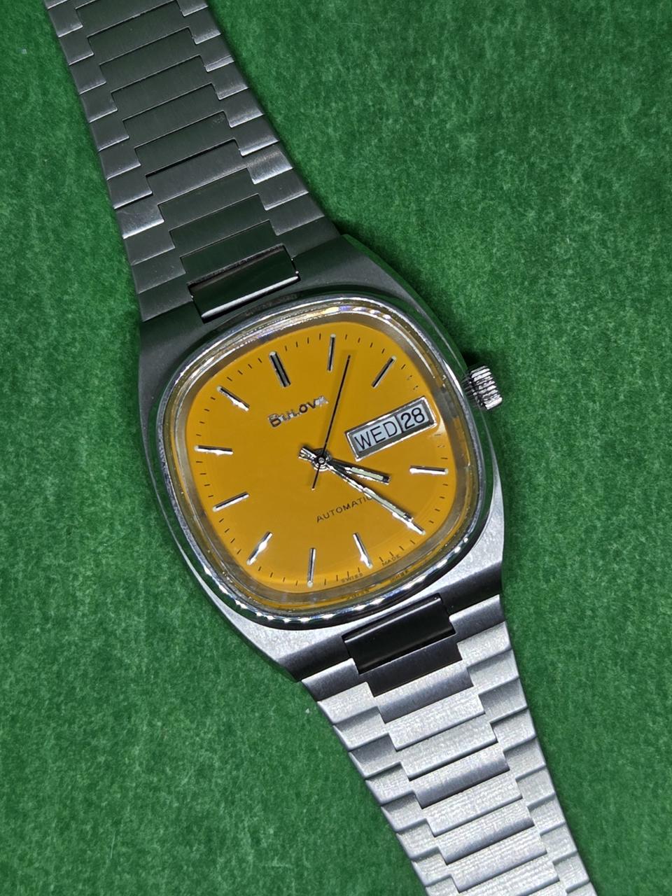 부로바 테레비 노란다이얼