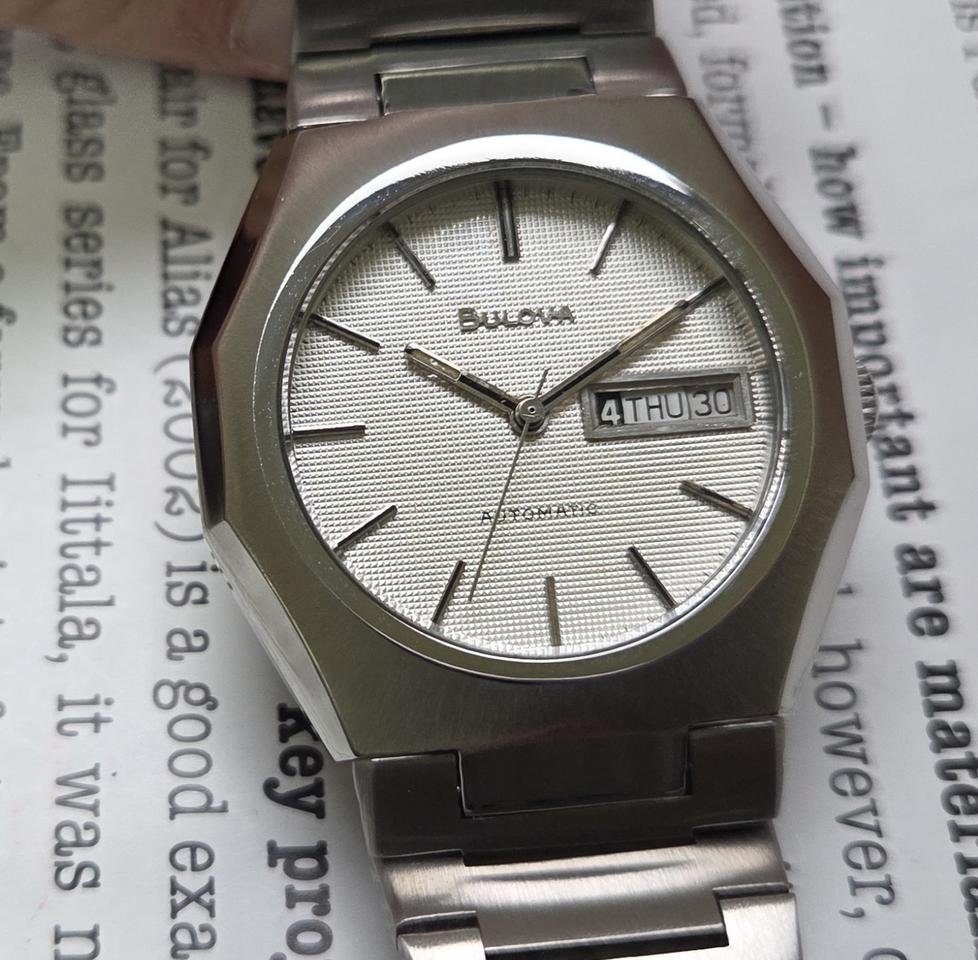 빈티지 부로바 옥타 오리지널 와플판 데이데이트 오토매틱 뻐뻐시 브슬 ve