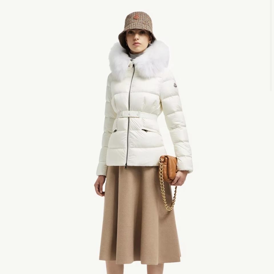 몽클레어 보에드 숏패딩